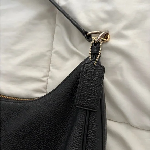 Coach Harley black pebble leather hobo bag - Picture 6 of 6